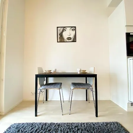 Avia Helsinki Airport * ヴァンター