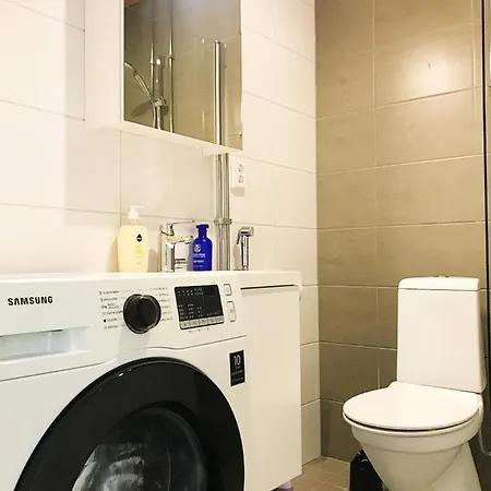 Avia Helsinki Airport Apartment